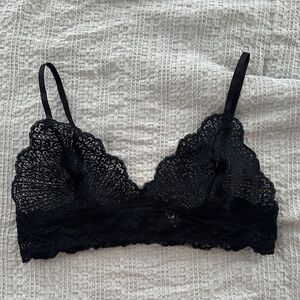 Aritzia Wilfred Black Lace Bralette